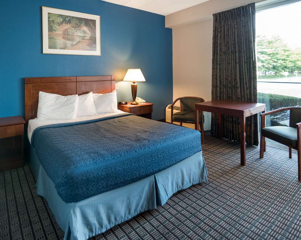Rodeway Inn Greenfield Zimmer foto